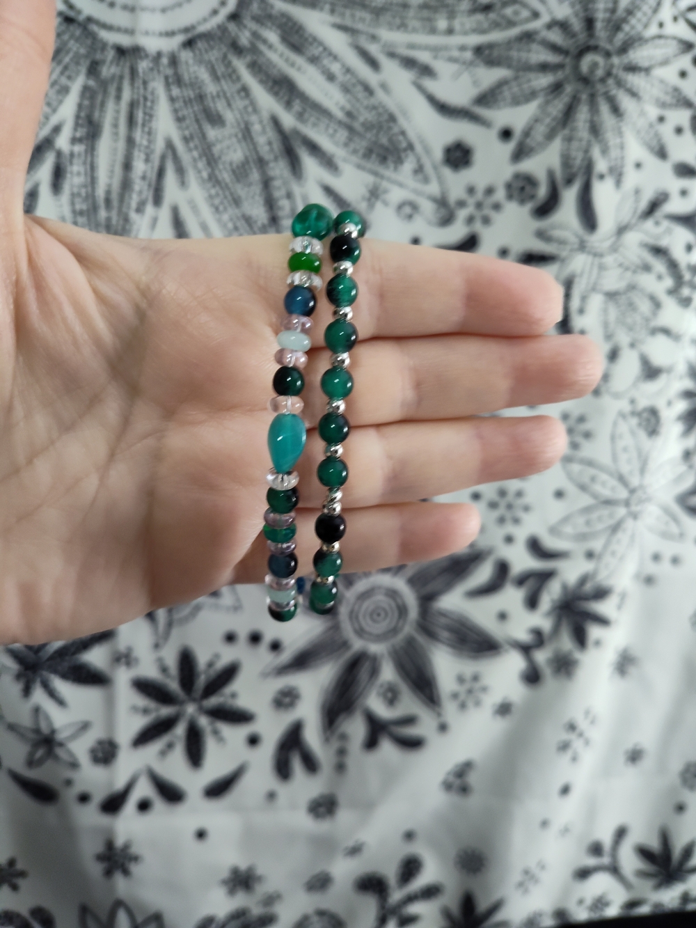 Set Of 2 Green And Aqua Beaded Stretch Bracelets - Glass Beads